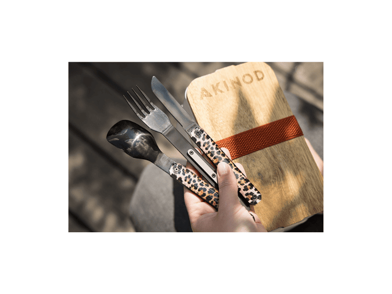 Couverts Droits "12h34" - Akinod